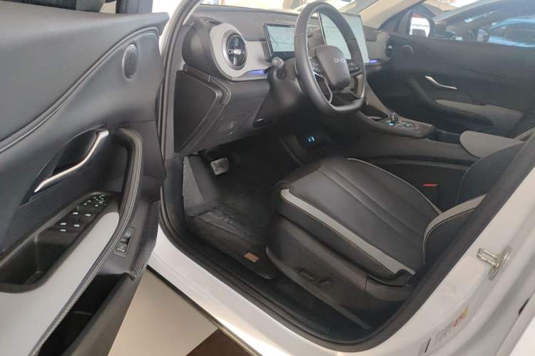 Used BYD Sealion 05 DM-i 2025 DM-i 115KM Flagship Model Driver Seat