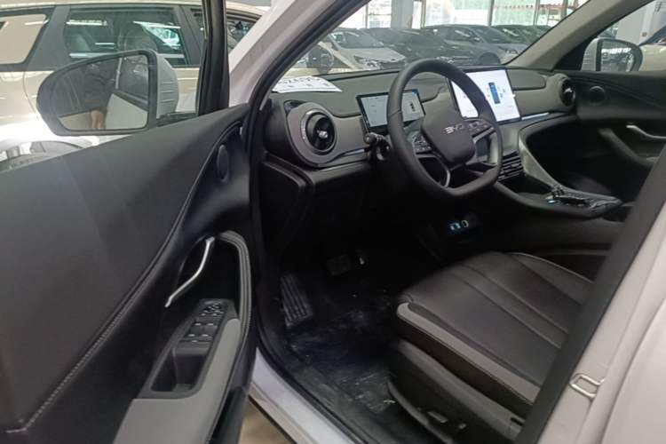 Used BYD Sealion 05 DM-i 2025 DM-i Intelligent Driving 75KM Prestige Model Driver Seat