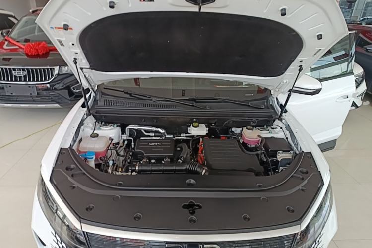 Used BYD Sealion 05 DM-i 2025 DM-i 75KM Prestige Model Engine Bay