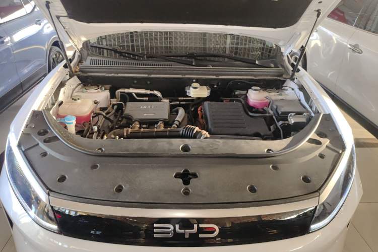 Used BYD Sealion 05 DM-i 2025 DM-i 115KM Flagship Model Engine Bay