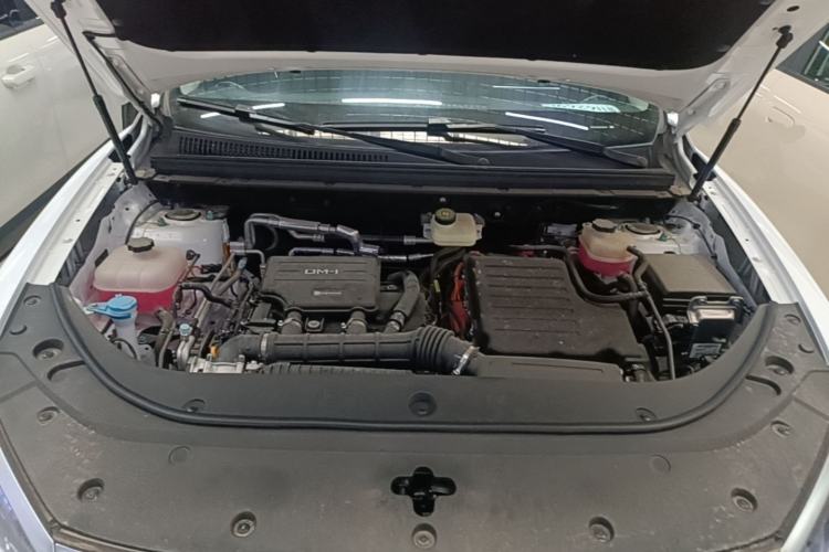Used BYD Sealion 05 DM-i 2025 DM-i Intelligent Driving 75KM Prestige Model Engine Bay