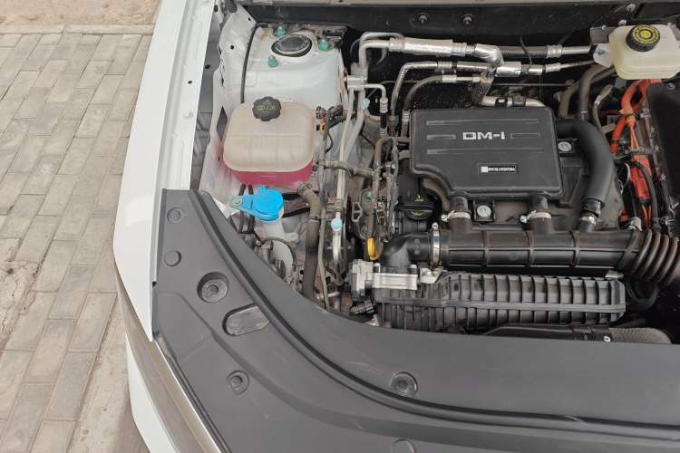 Used BYD Sealion 05 DM-i 2025 DM-i Smart Drive 115KM Flagship Model Engine Bay Right