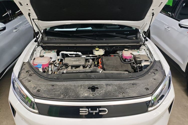 Used BYD Sealion 05 DM-i 2025 DM-i Smart Drive 115KM Flagship Model Engine Bay