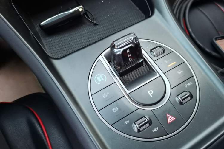 Used BYD Sealion 05 DM-i 2025 DM-i 75KM Prestige Model Gear Lever