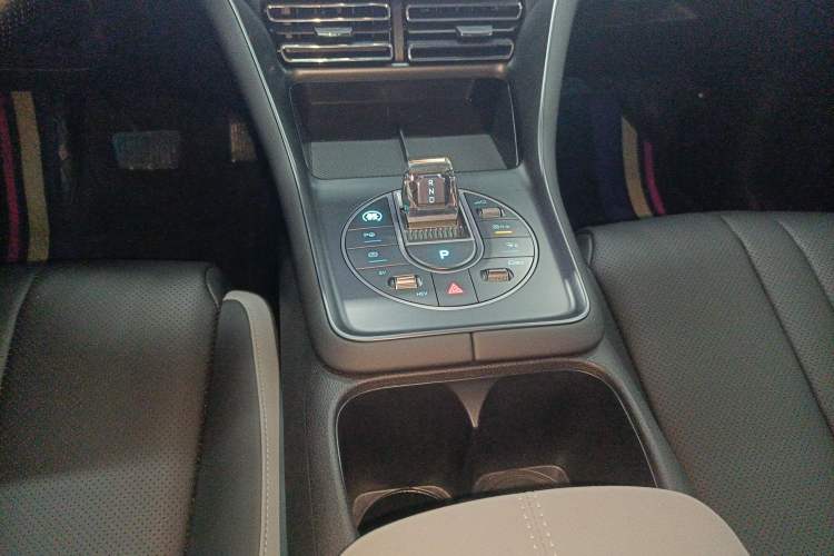 Used BYD Sealion 05 DM-i 2025 DM-i Smart Drive 75KM Luxury Model Gear Lever