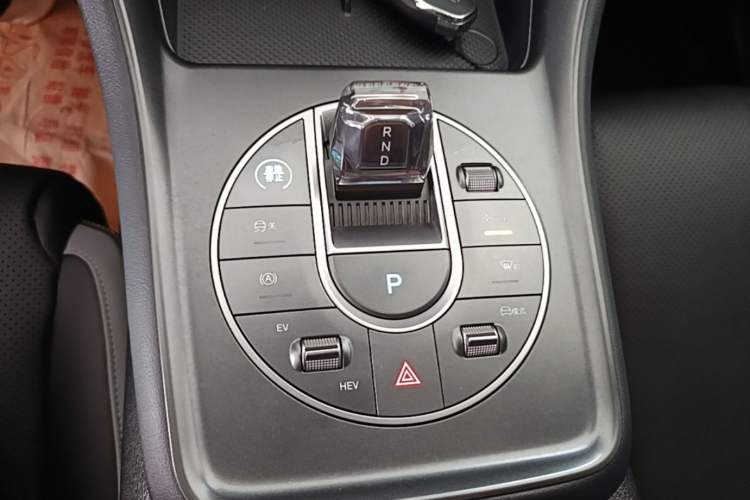 Used BYD Sealion 05 DM-i 2025 DM-i 75KM Prestige Model Gear Lever