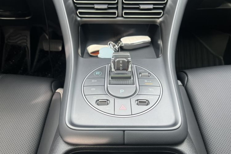 Used BYD Sealion 05 DM-i 2025 DM-i 115KM Prestige Model Gear Lever