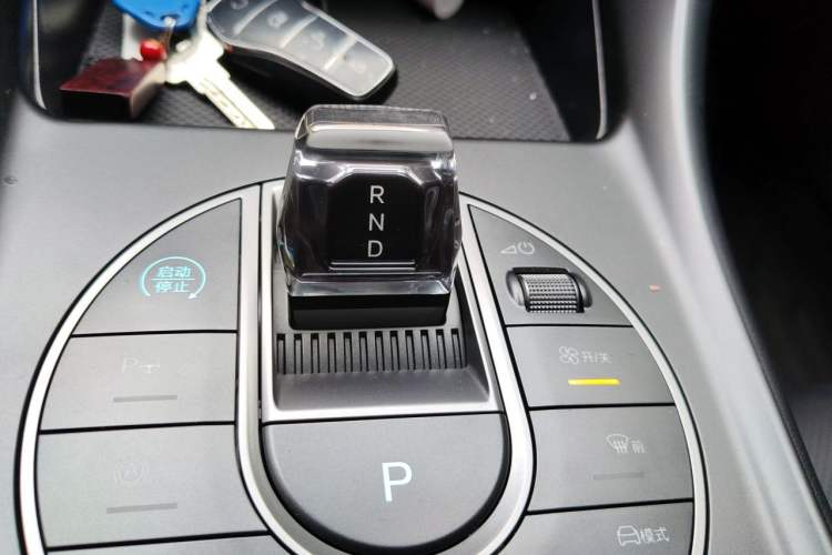 Used BYD Sealion 05 DM-i 2025 DM-i Smart Drive 75KM Luxury Model Gear Lever