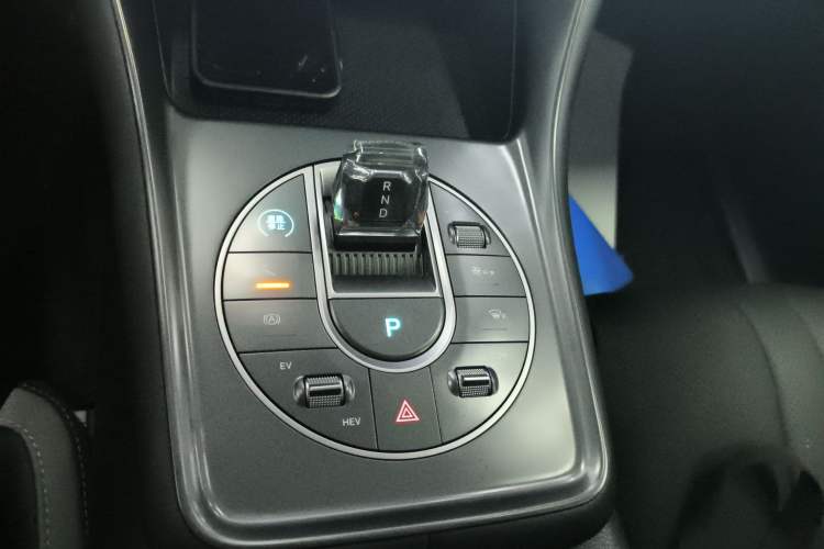 Used BYD Sealion 05 DM-i 2025 DM-i 115KM Flagship Model Gear Lever