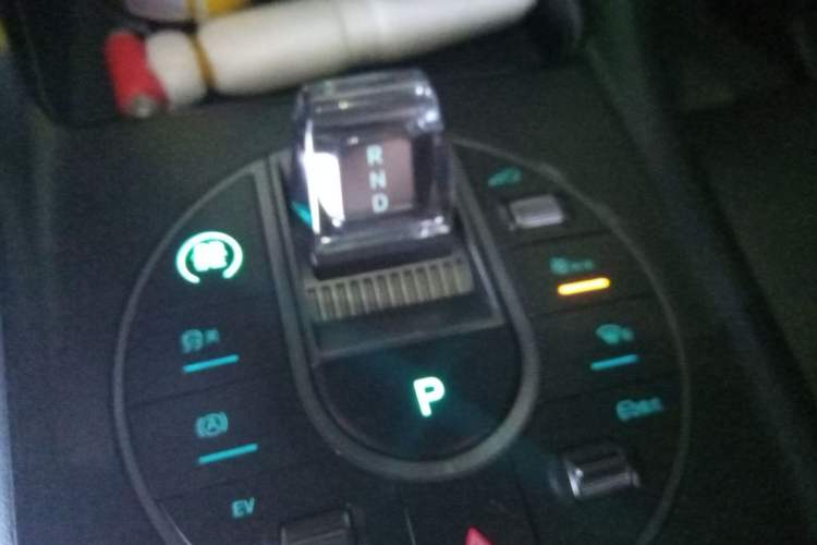 Used BYD Sealion 05 DM-i 2025 DM-i 115KM Prestige Model Gear Lever