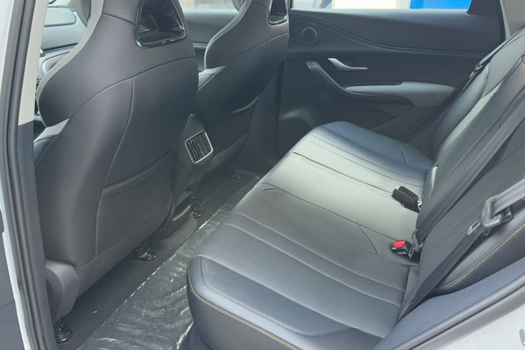 Used BYD Sealion 05 DM-i 2025 DM-i Smart Drive 115KM Flagship Model Interior 1