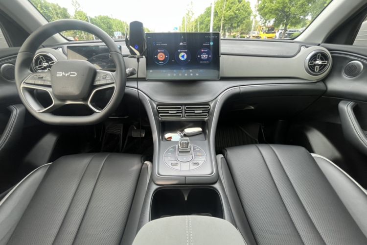 Used BYD Sealion 05 DM-i 2025 DM-i 115KM Prestige Model Interior 1
