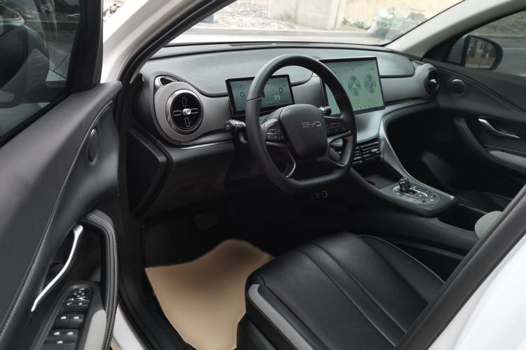 Used BYD Sealion 05 DM-i 2025 DM-i 115KM Prestige Model Interior 1
