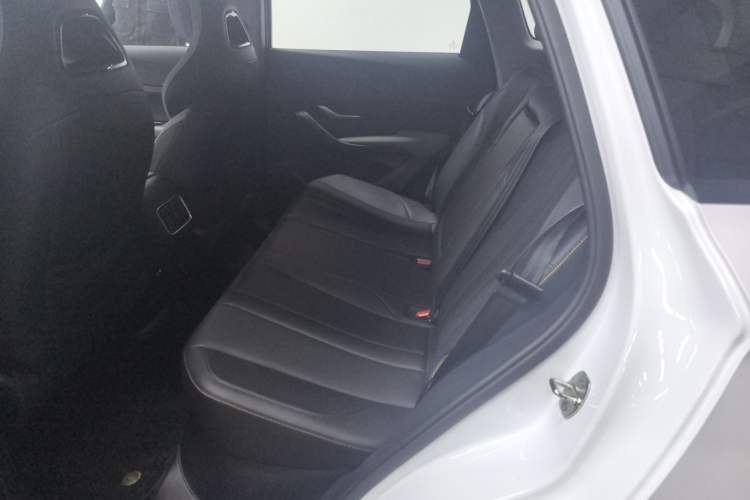 Used BYD Sealion 05 DM-i 2025 DM-i 115KM Prestige Model Interior 1