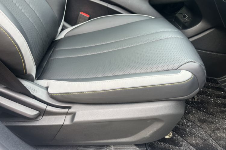 Used BYD Sealion 05 DM-i 2025 DM-i 115KM Prestige Model Interior 10