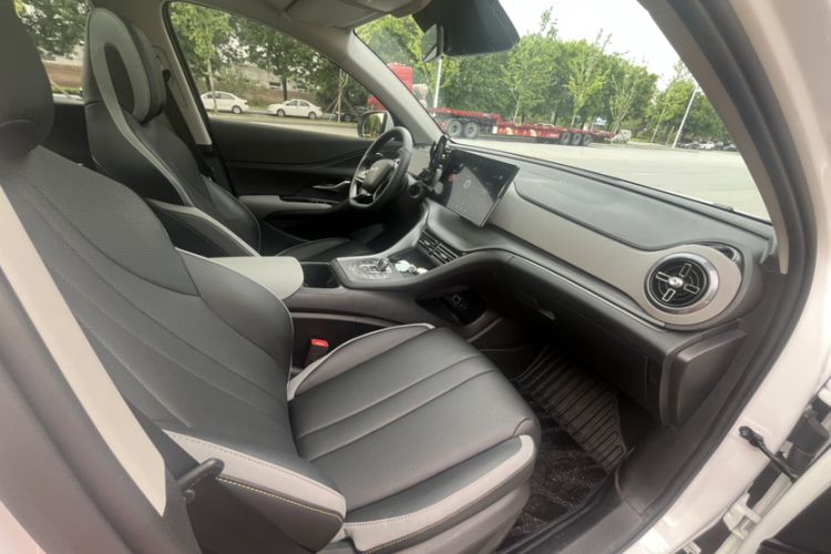 Used BYD Sealion 05 DM-i 2025 DM-i 115KM Prestige Model Interior 11