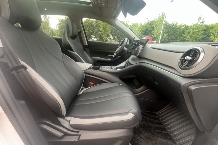 Used BYD Sealion 05 DM-i 2025 DM-i 115KM Prestige Model Interior 12