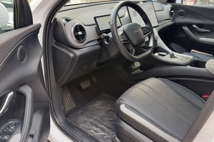 Used BYD Sealion 05 DM-i 2025 DM-i Smart Drive 115KM Flagship Model Interior 2