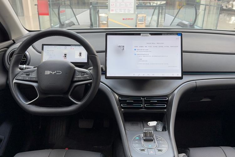 Used BYD Sealion 05 DM-i 2025 DM-i Smart Drive 115KM Flagship Model Interior 3