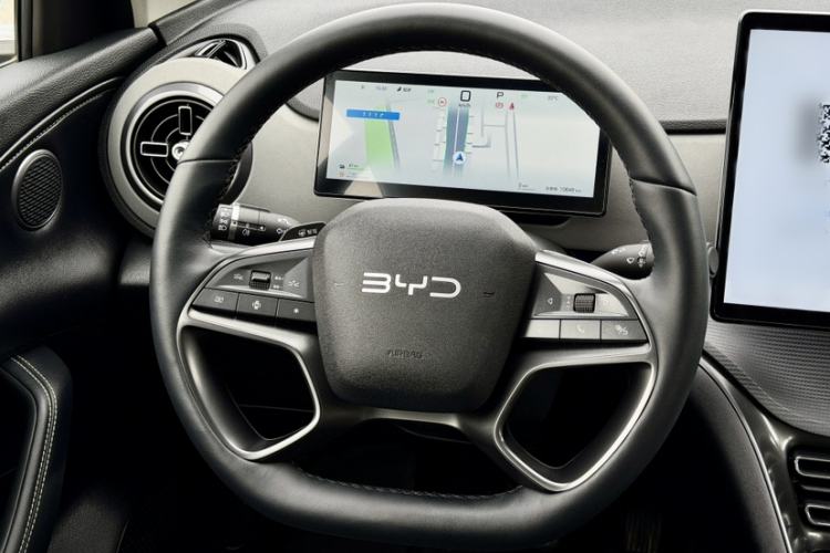 Used BYD Sealion 05 DM-i 2025 DM-i Smart Drive 115KM Flagship Model Interior 4