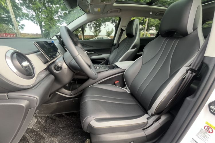 Used BYD Sealion 05 DM-i 2025 DM-i 115KM Prestige Model Interior 4