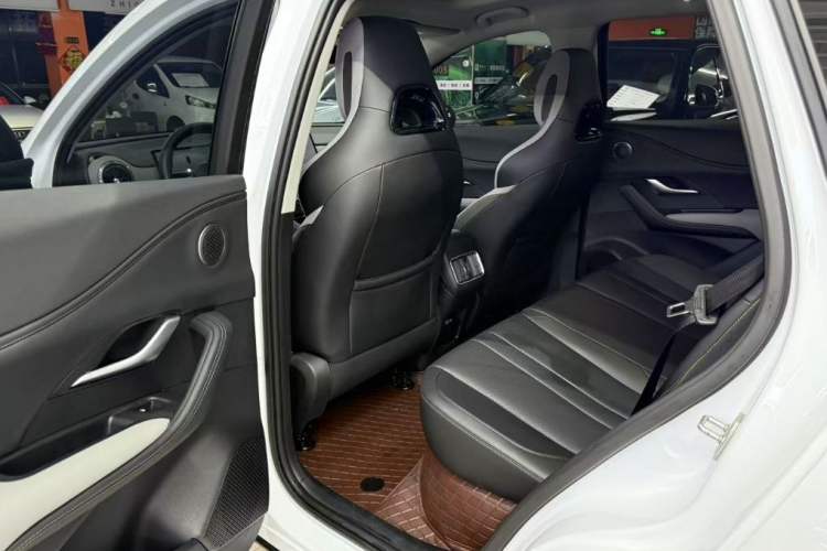 Used BYD Sealion 05 DM-i 2025 DM-i 115KM Prestige Model Interior 7