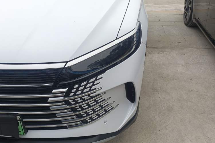 Used BYD Sealion 05 DM-i 2025 DM-i 75KM Prestige Model Left Front Headlight