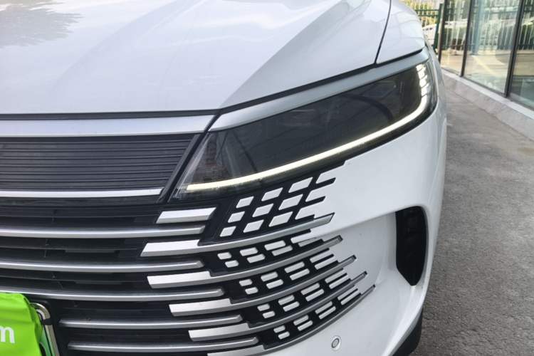 Used BYD Sealion 05 DM-i 2025 DM-i 115KM Flagship Model Left Front Headlight
