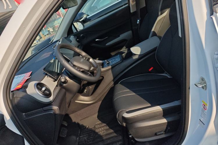 Used BYD Sealion 05 DM-i 2025 DM-i Smart Drive 115KM Flagship Model Left Front Seat