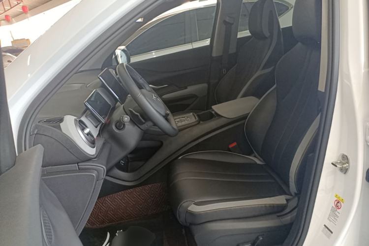 Used BYD Sealion 05 DM-i 2025 DM-i Intelligent Driving 75KM Prestige Model Left Front Seat