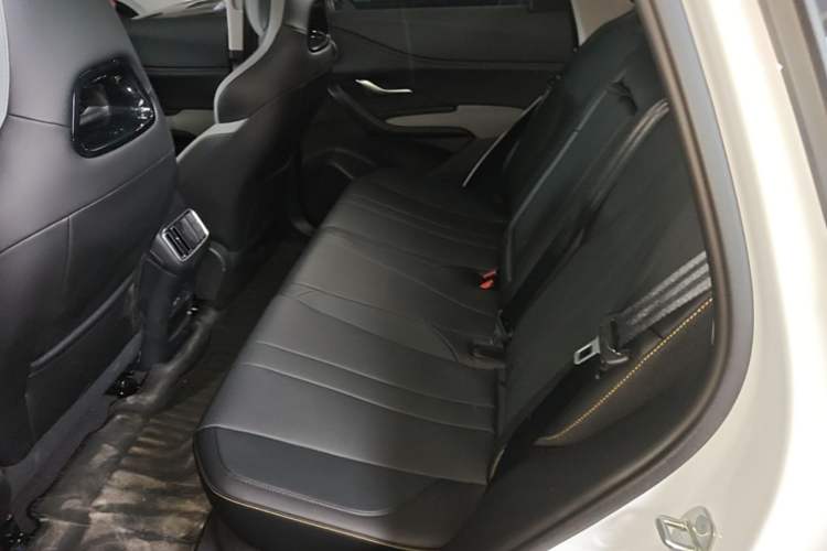Used BYD Sealion 05 DM-i 2025 DM-i Smart Drive 115KM Flagship Model Left Rear Seat