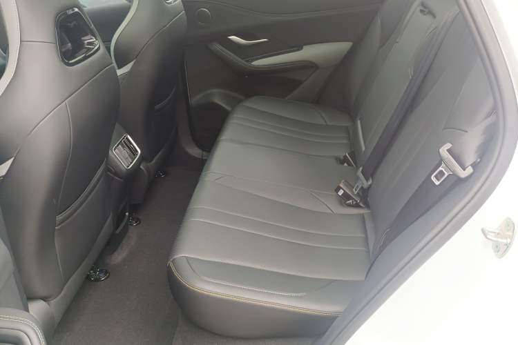 Used BYD Sealion 05 DM-i 2025 DM-i 75KM Prestige Model Left Rear Seat
