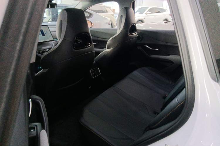 Used BYD Sealion 05 DM-i 2025 DM-i Smart Drive 115KM Flagship Model Left Rear Seat