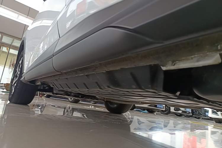 Used BYD Sealion 05 DM-i 2025 DM-i 75KM Prestige Model Left Side Sill
