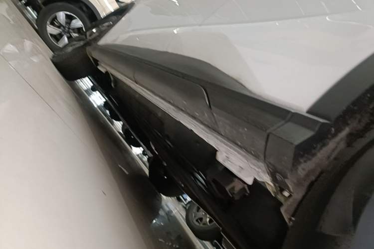 Used BYD Sealion 05 DM-i 2025 DM-i Intelligent Driving 75KM Prestige Model Left Side Sill