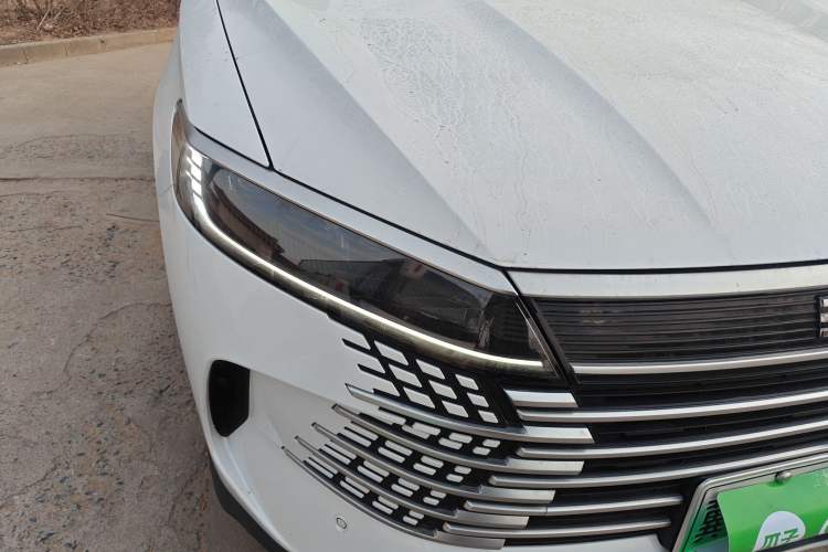 Used BYD Sealion 05 DM-i 2025 DM-i 75KM Prestige Model Right Front Headlight