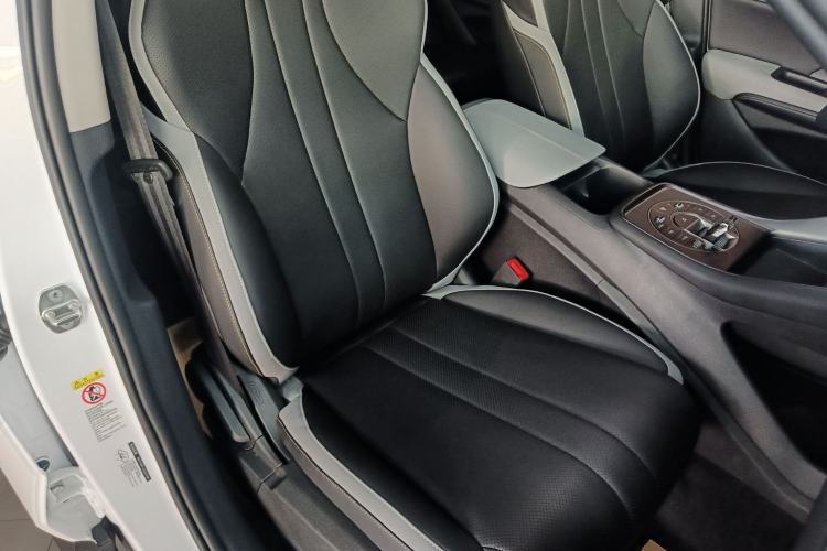 Used BYD Sealion 05 DM-i 2025 DM-i 75KM Prestige Model Right Front Seat
