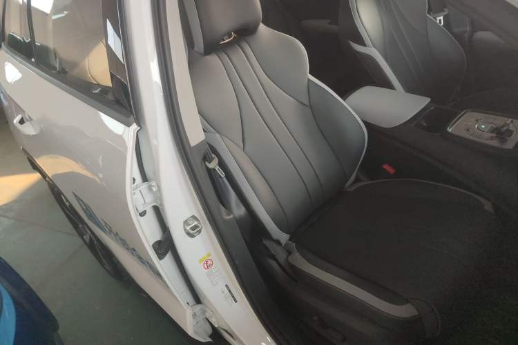Used BYD Sealion 05 DM-i 2025 DM-i Smart Drive 115KM Flagship Model Right Front Seat