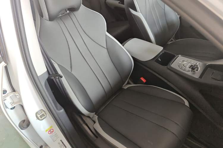 Used BYD Sealion 05 DM-i 2025 DM-i Smart Drive 115KM Flagship Model Right Front Seat