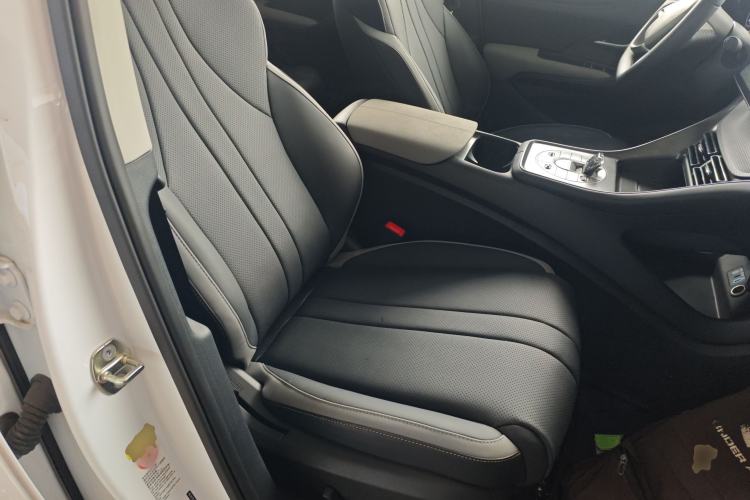 Used BYD Sealion 05 DM-i 2025 DM-i Smart Drive 115KM Flagship Model Right Front Seat
