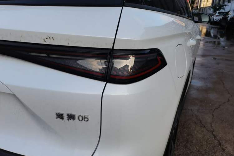 Used BYD Sealion 05 DM-i 2025 DM-i 75KM Prestige Model Right Rear Taillight