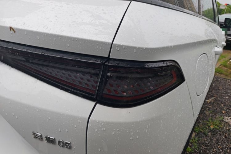 Used BYD Sealion 05 DM-i 2025 DM-i 75KM Prestige Model Right Rear Taillight