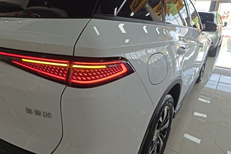 Used BYD Sealion 05 DM-i 2025 DM-i 115KM Prestige Model Right Rear Taillight