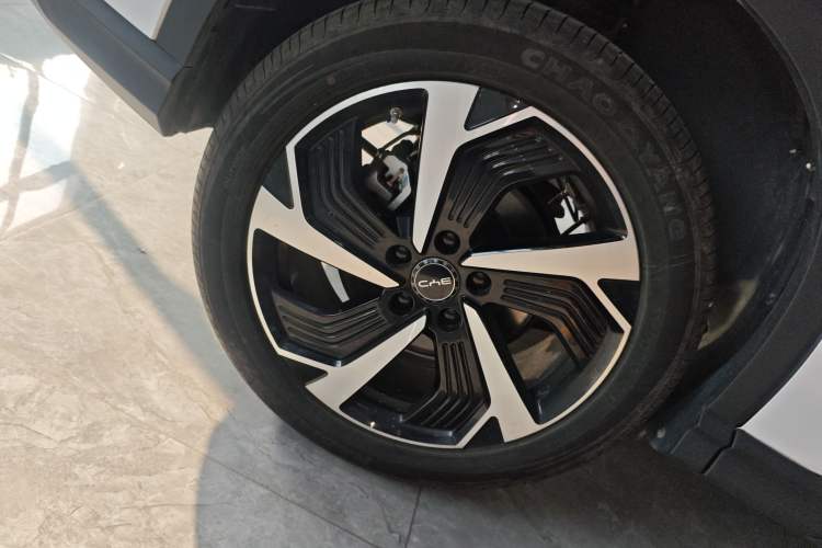 Used BYD Sealion 05 DM-i 2025 DM-i Smart Drive 115KM Flagship Model Right Rear Wheel Hub