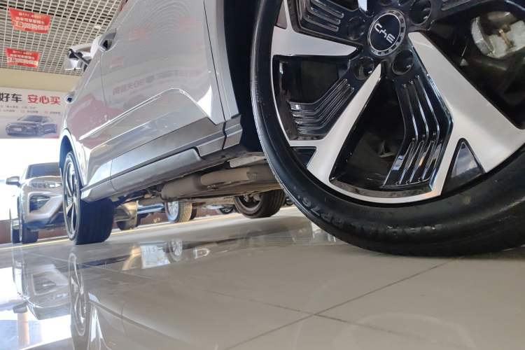 Used BYD Sealion 05 DM-i 2025 DM-i 115KM Flagship Model Right Side Sill