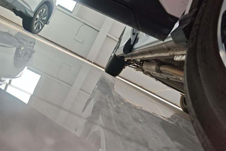 Used BYD Sealion 05 DM-i 2025 DM-i Smart Drive 115KM Flagship Model Right Side Sill