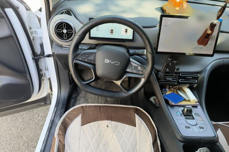 Used BYD Sealion 05 DM-i 2025 DM-i Smart Drive 115KM Prestige Model Steering Wheel