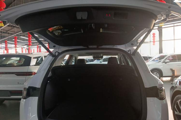Used BYD Sealion 05 DM-i 2025 DM-i 75KM Prestige Model Trunk