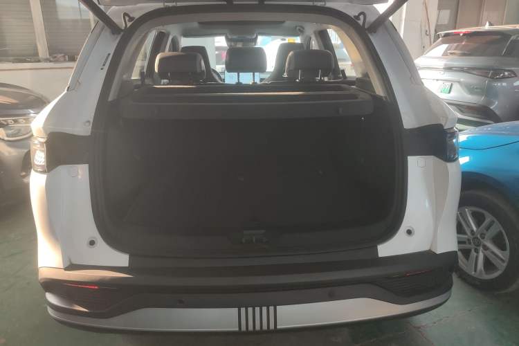 Used BYD Sealion 05 DM-i 2025 DM-i Smart Drive 115KM Flagship Model Trunk