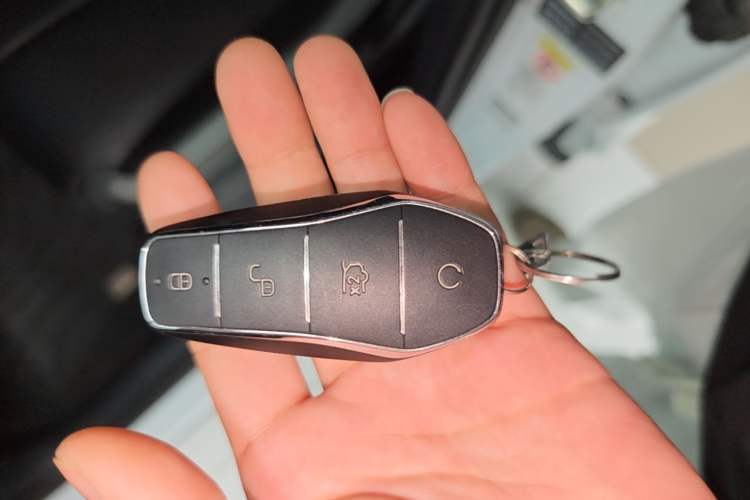 Used BYD Sealion 05 DM-i 2025 DM-i Smart Drive 75KM Luxury Model Vehicle Key